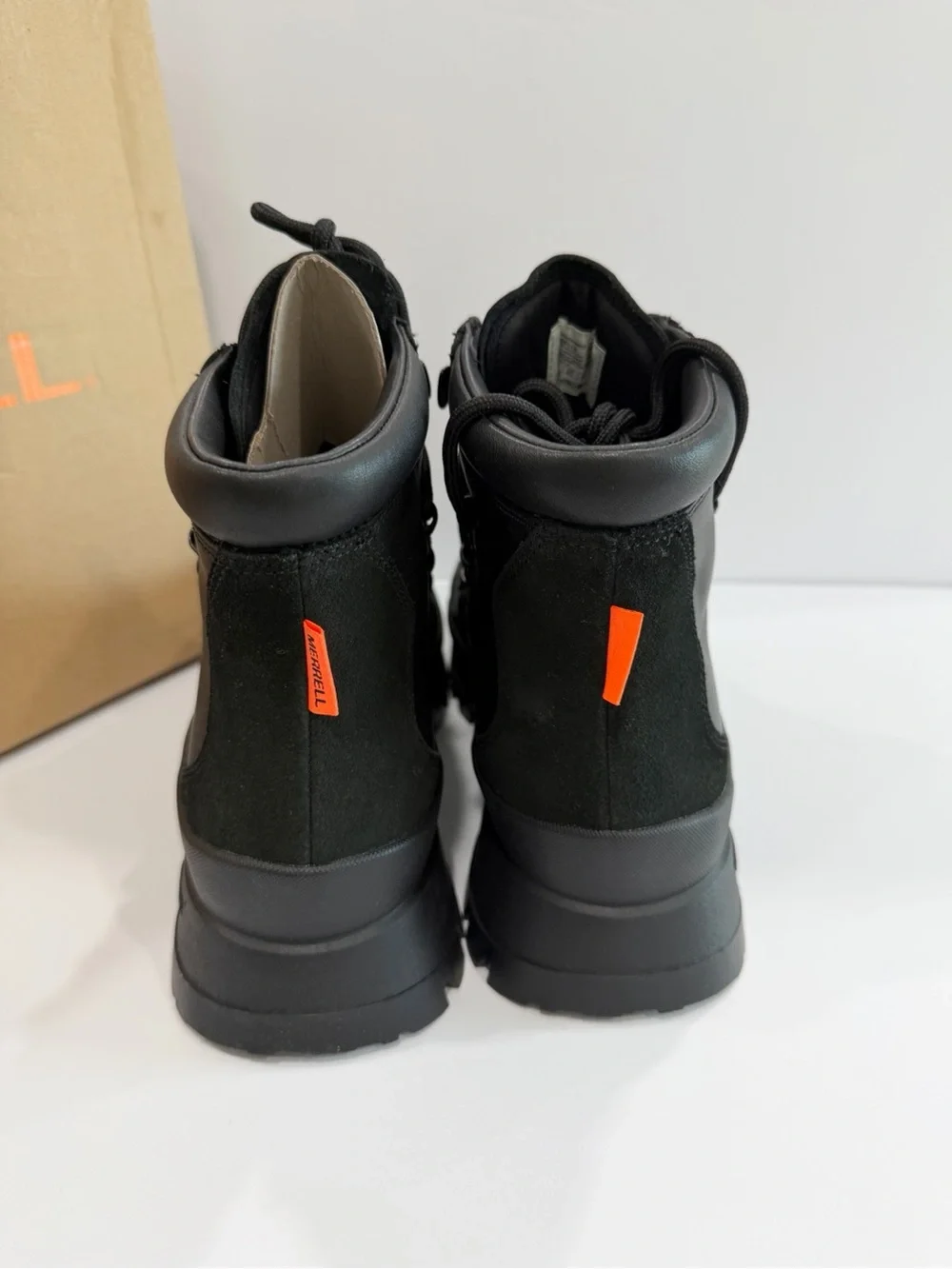 Merrell Women's Bristol Mid Leather Ankle Boots